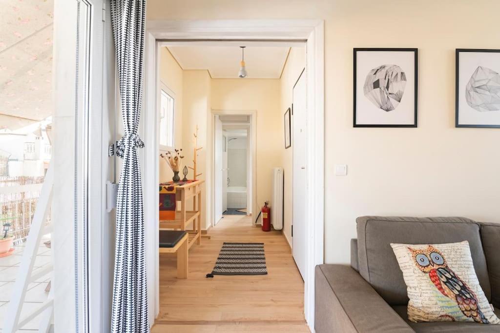 Top Floor Apartment At Petrolona With Big Balcony Athen Exterior foto